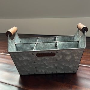 Magnolia Tin Caddy